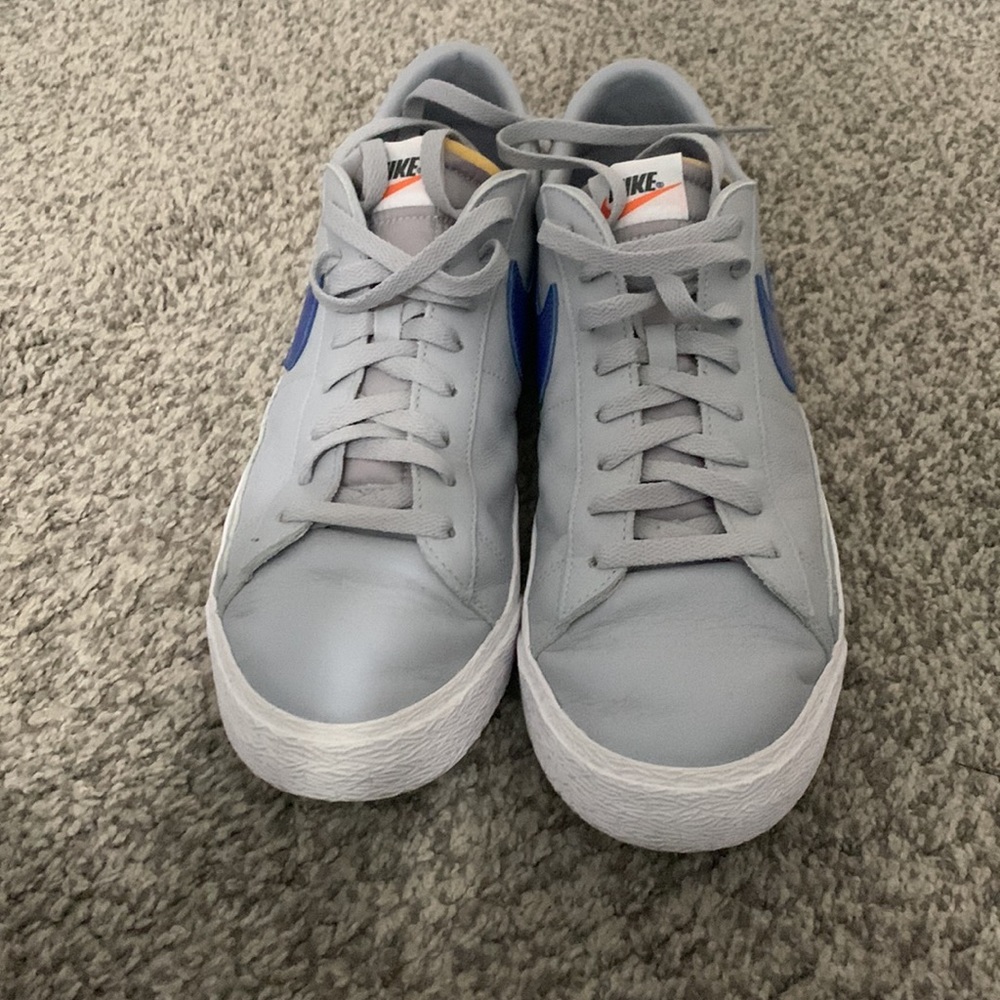 Nike blazer low